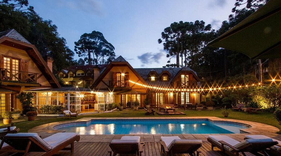 Fachada da Pousada da Pedra em Campos do Jordão